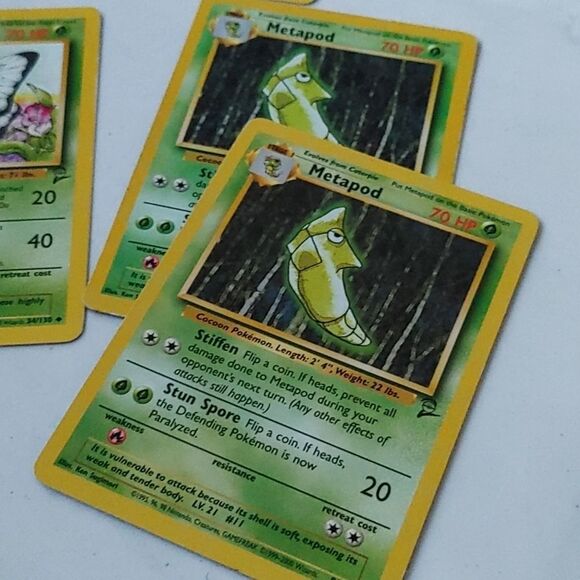 Pokemon cards butterfree evolutions - Picture 4 of 4